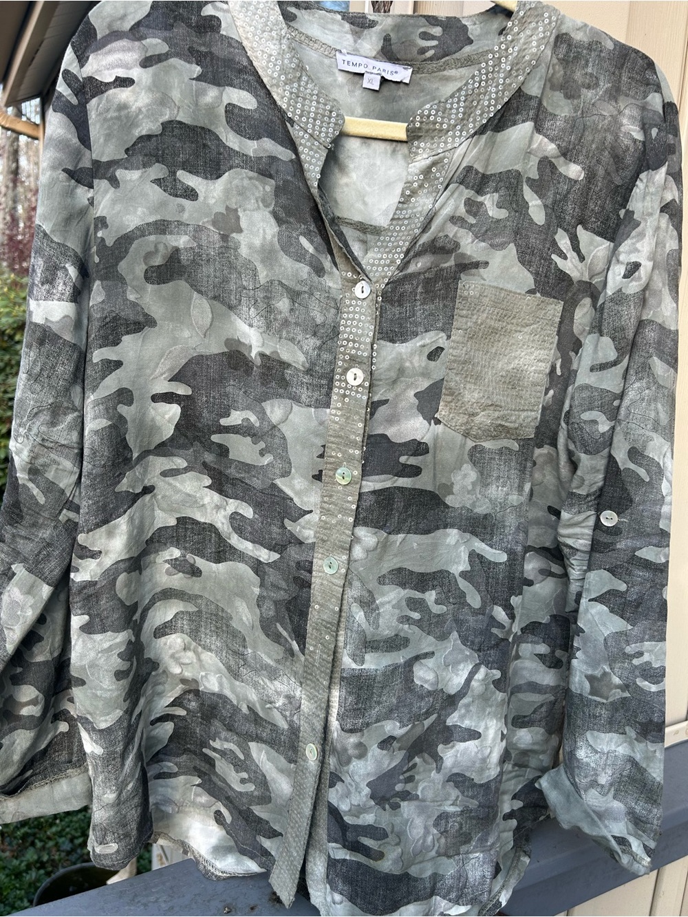 Tempo Paris Olive & Gray Camo Sequin-Trim Shirt